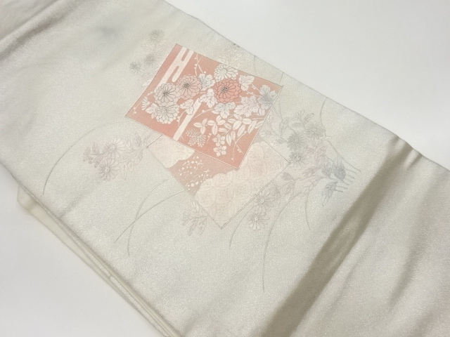 リサイクル　箔置き色紙に秋草・七宝・花菱模様刺繍名古屋帯